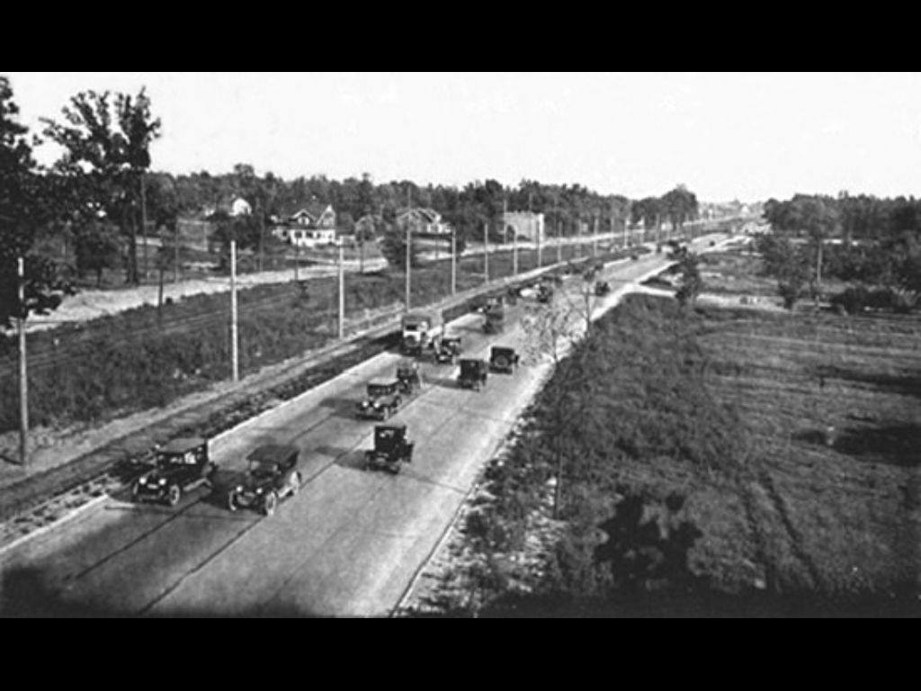 the first concrete highway
